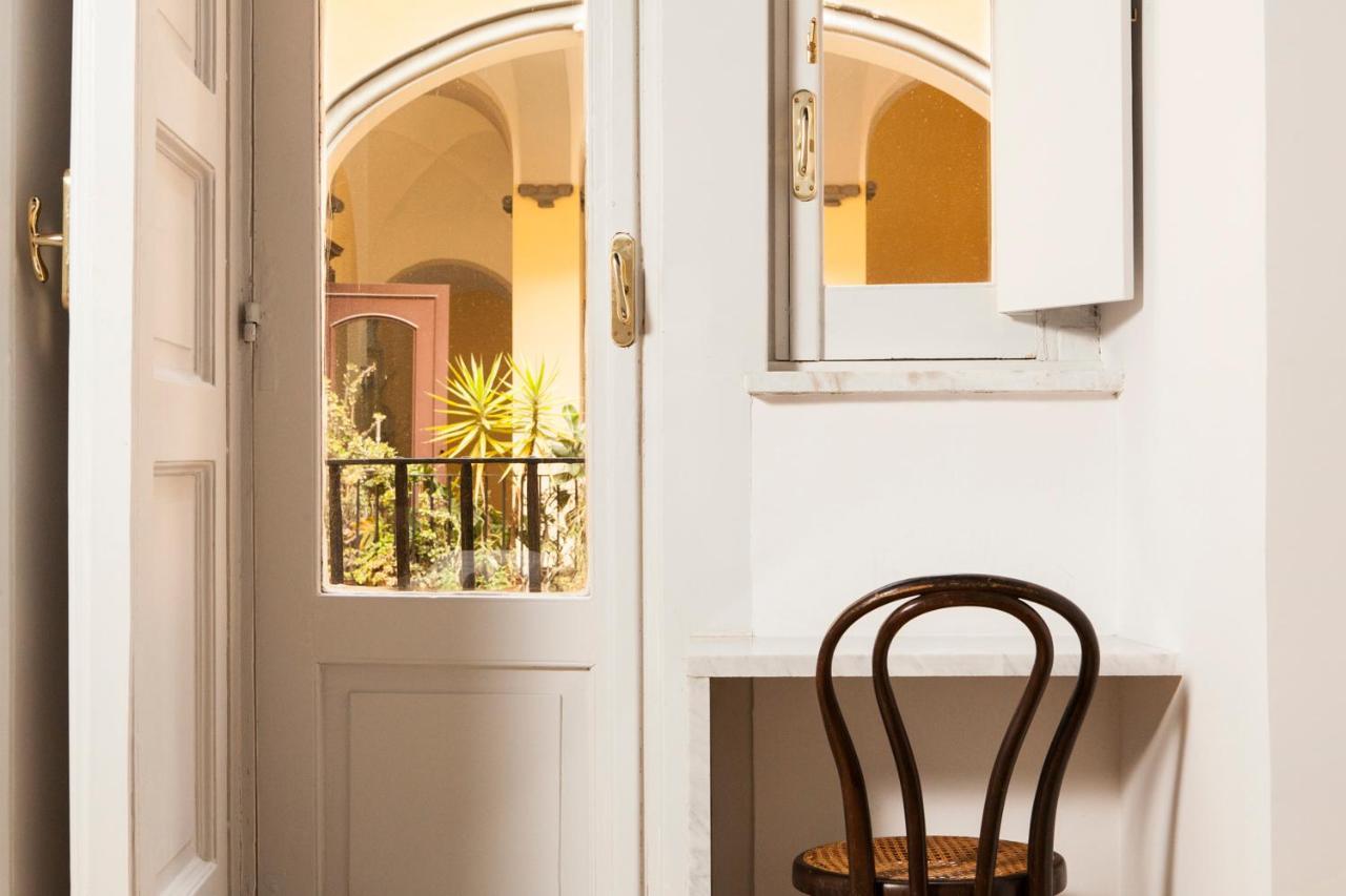 Superotium Bed and Breakfast Νάπολη Εξωτερικό φωτογραφία